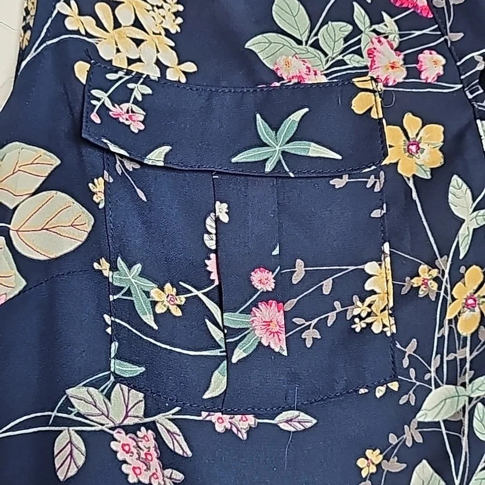 Vintage NY&Co M Soho blouse navy blue/floral button down tank blouse - Picture 6 of 9